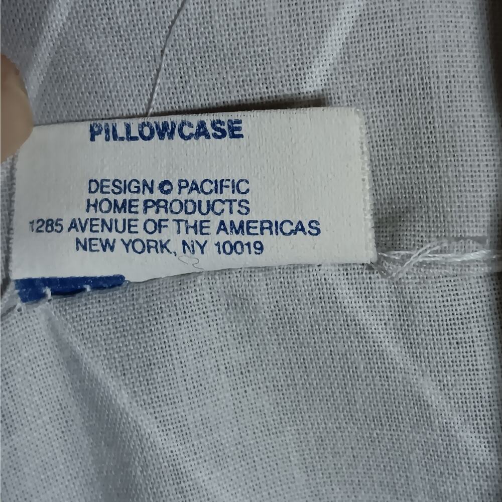 Vintage Disney 80s Pillocases Set of 2 Standard Size Mickey and Minnie - Picture 9 of 16